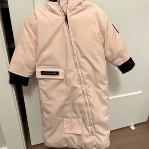 Authentic Canada Goose baby 6-12 months bunting snowsuit.   Excellent condition!
